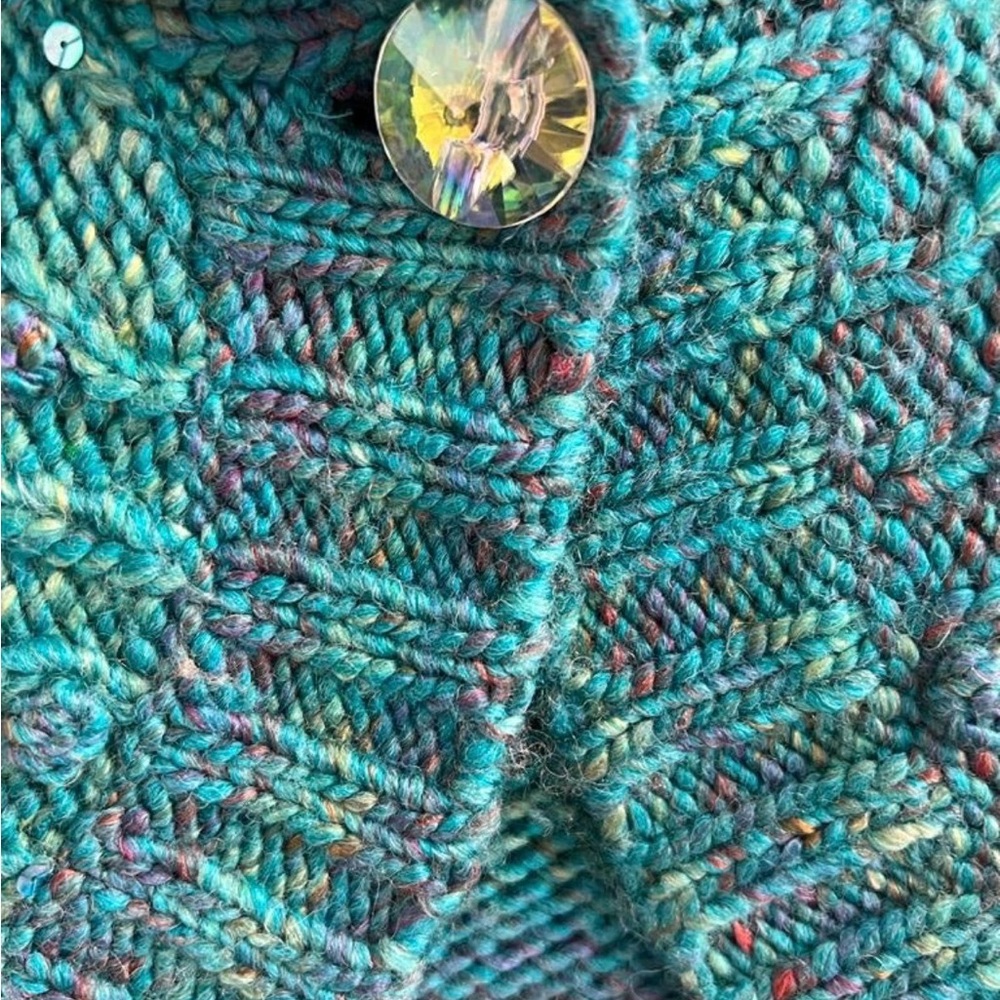 DKJeans cropped cardigan - Picture 3 of 8